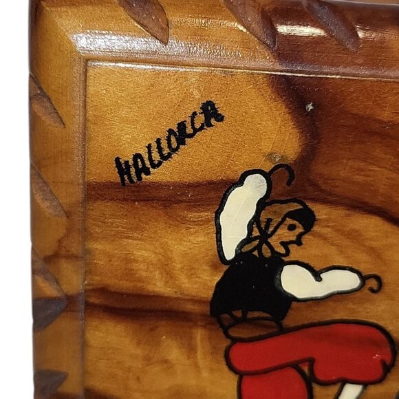 Wooden Trinket Box from Mallorca Spain Painted Dancers On Lid 5"x4"x3" vintage - Picture 6 of 6